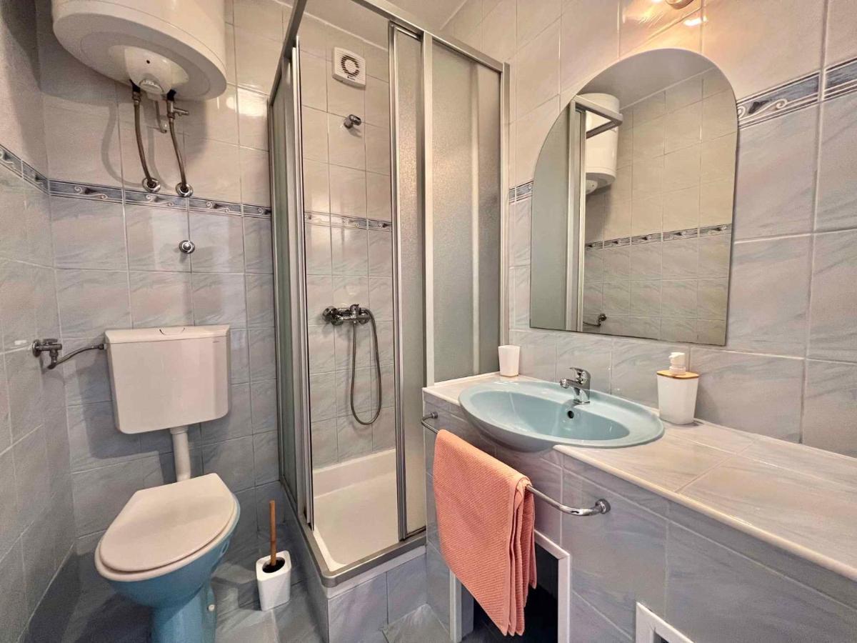 Apartments In Dramalj 45034 외부 사진