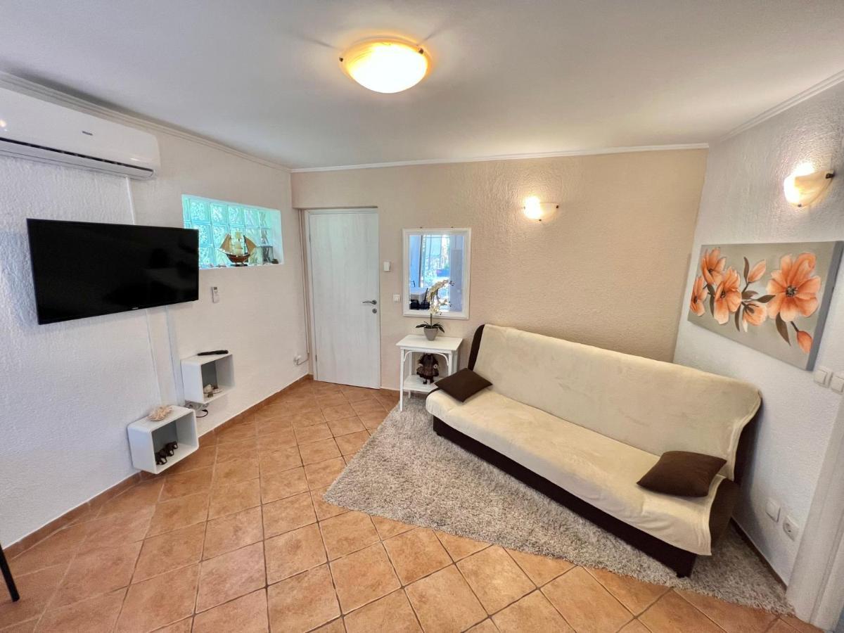 Apartments In Dramalj 45034 외부 사진