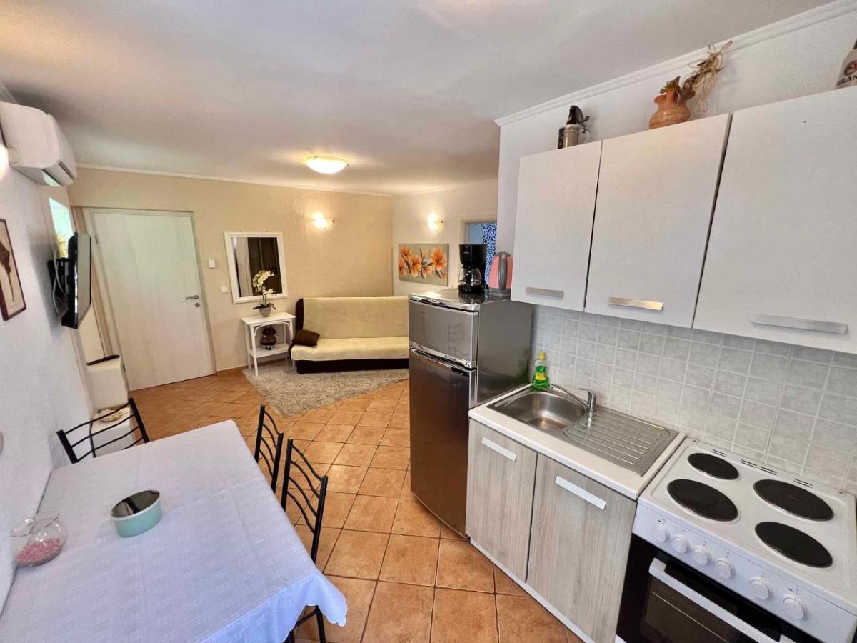 Apartments In Dramalj 45034 외부 사진