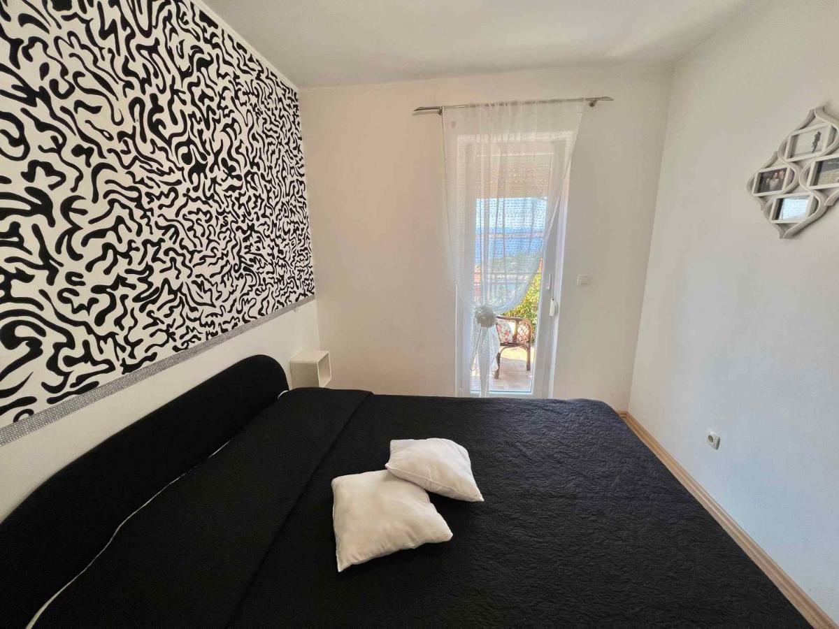 Apartments In Dramalj 45034 외부 사진