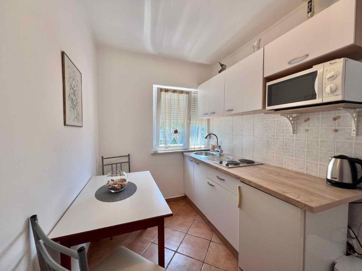 Apartments In Dramalj 45034 외부 사진
